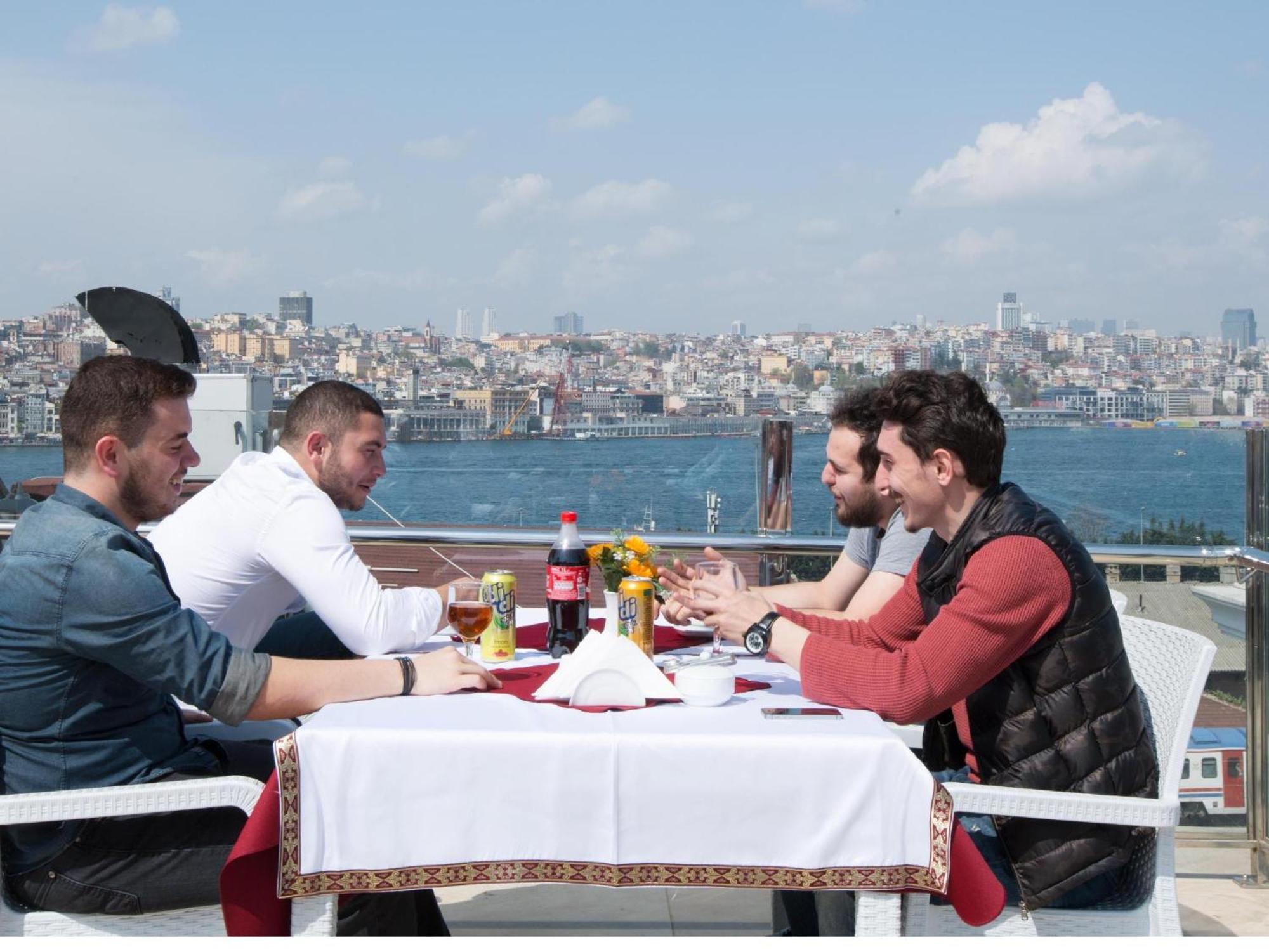 Sirkeci Emek Готель 2*