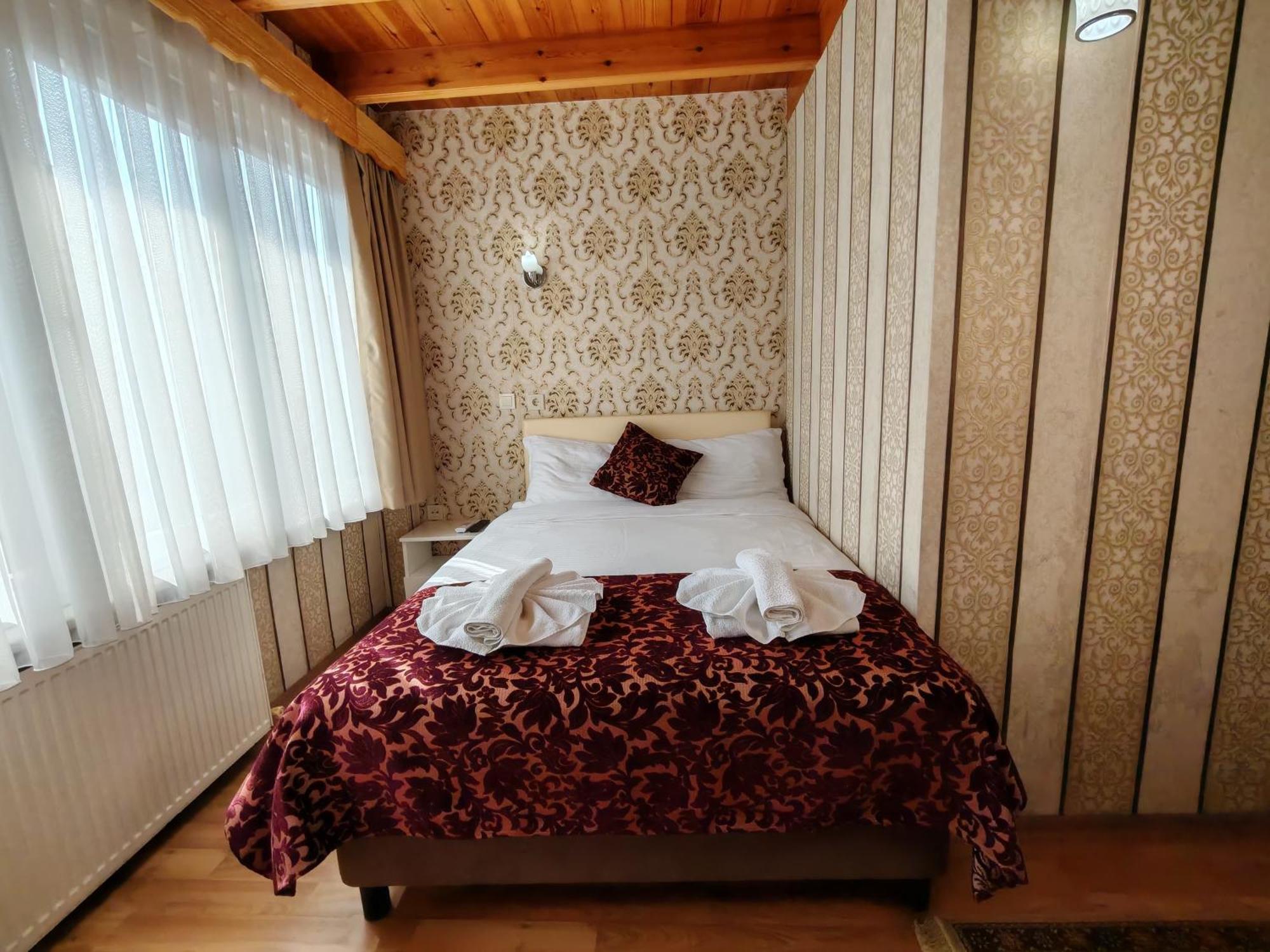 Sirkeci Emek Отель 2*